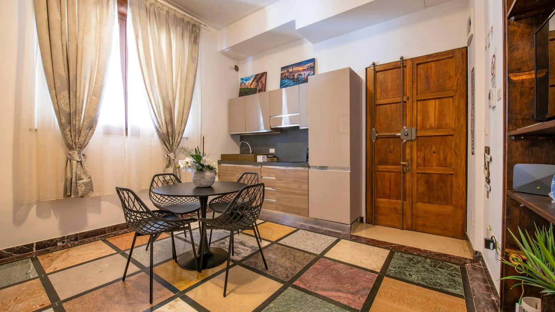 Arena Suite Garibaldi Verona Centro