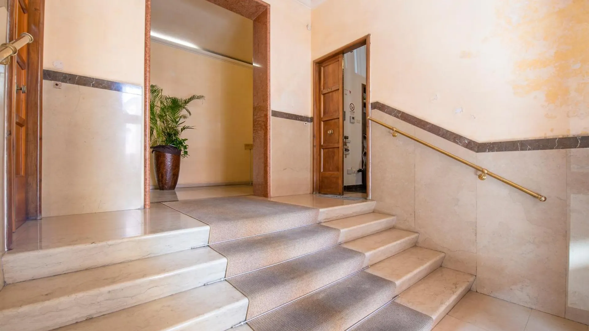Arena Suite Garibaldi Verona Centro شقة