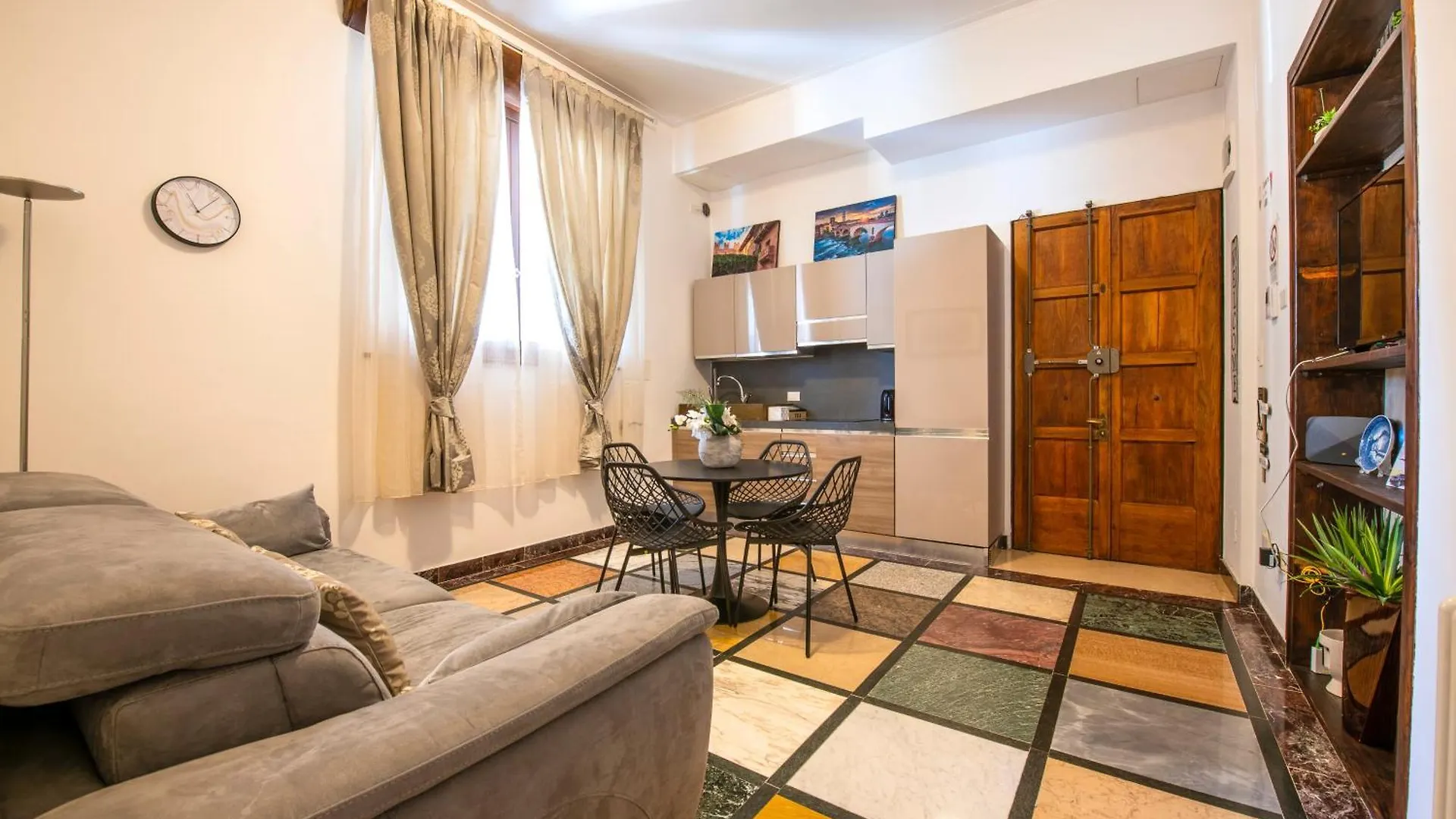 Arena Suite Garibaldi Verona Centro شقة