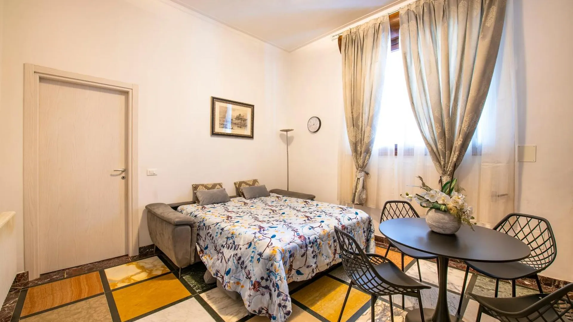 Arena Suite Garibaldi Verona Centro Apartament