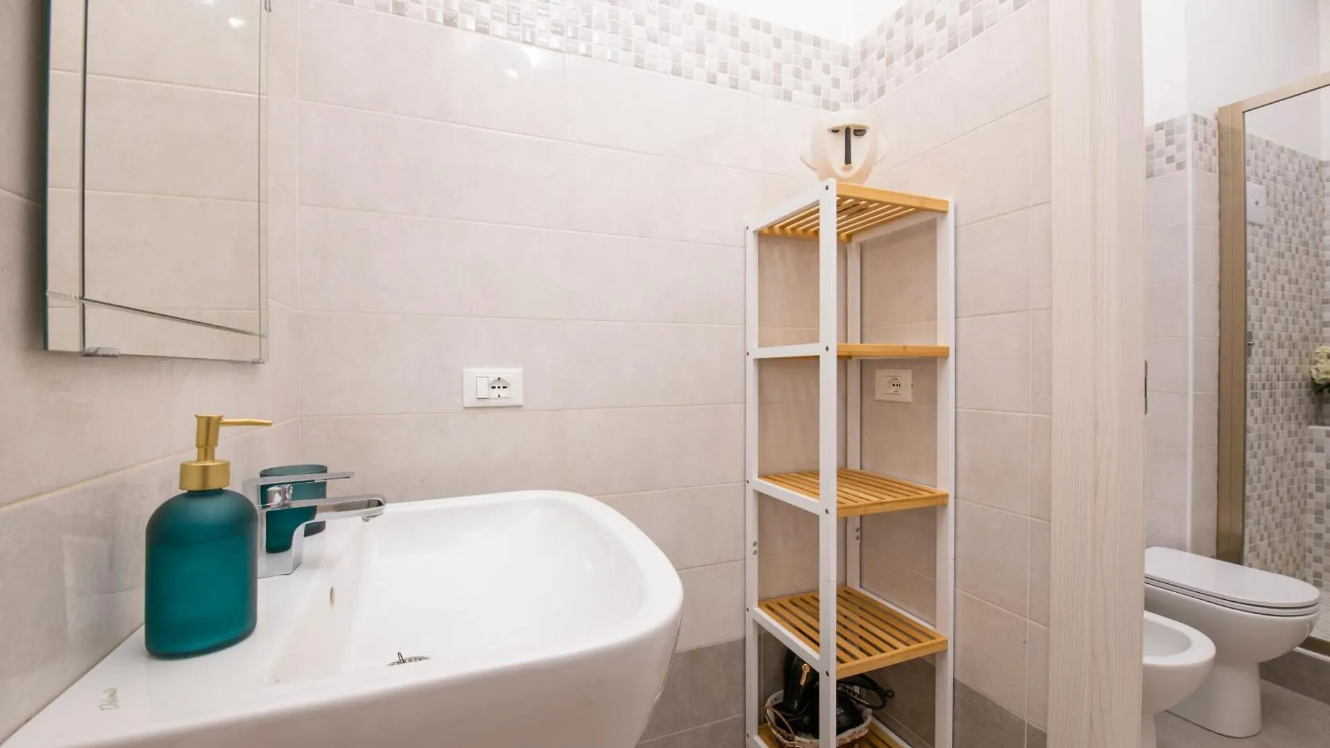 Arena Suite Garibaldi Verona Centro 意大利